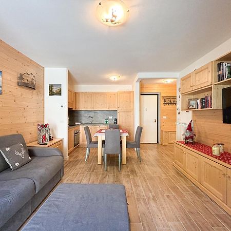 Aprica , Lusso A 300M Dalle Piste Da Sci, Garage Privato E Deposito Sci Gratuito Le Bratte ภายนอก รูปภาพ